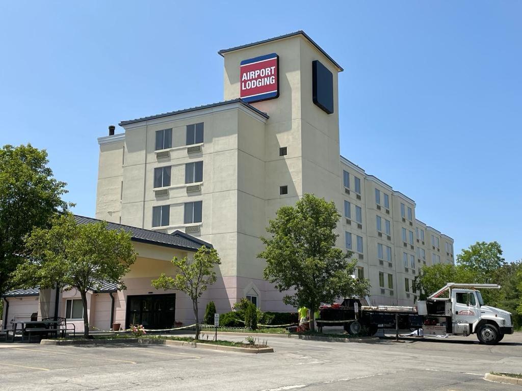 Airport Lodging Pittsburgh Airport Hotel Coraopolis Exterior foto